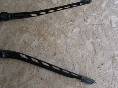 BMW Windshield Wiper Arms (Includes Left and Right Set) 61617144540 E60 525i 528i 530i 535i 545i 550i E63 645Ci 650i4
